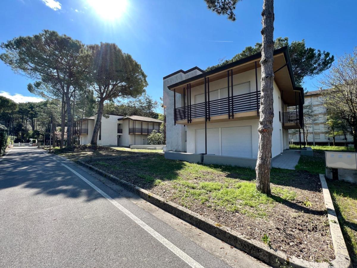 Prassitele Apartments Lignano Sabbiadoro Eksteriør bilde